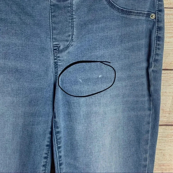 Old Navy Rockstar Pull On Mid Rise Raw Edge Hem Skinny Pants Women’s Size 8 Blue - Picture 9 of 10